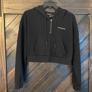 Alphalete Women’s Cropped 1/2 zip Hoodie